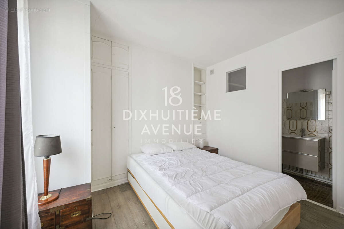 Appartement à PARIS-18E