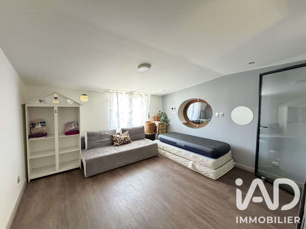 Maison 175 m² à Chalons-En-Champagne  - photo 5