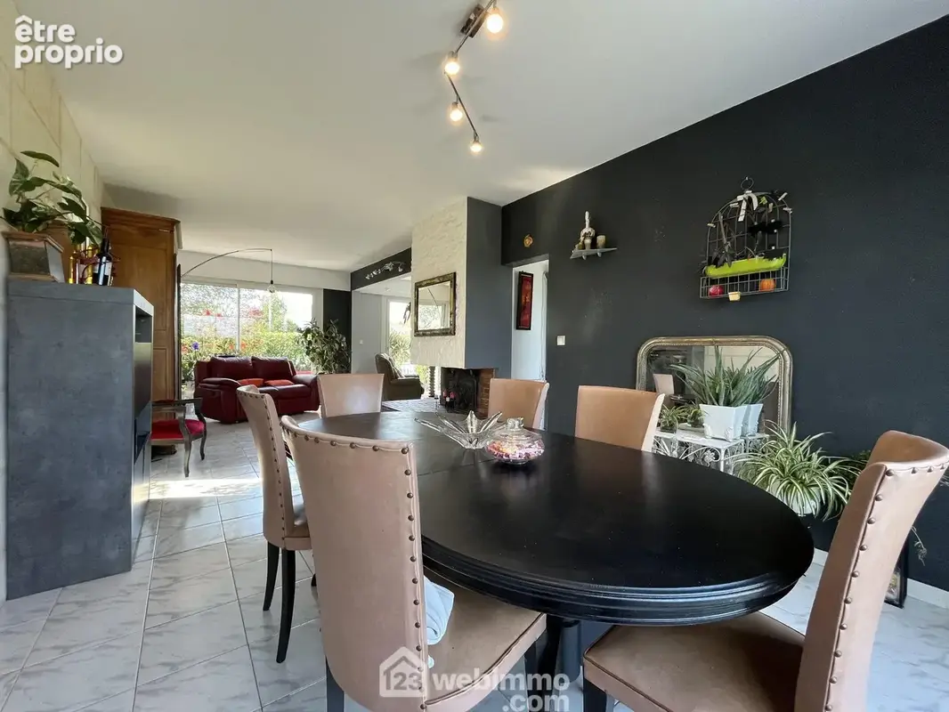 Maison 137 m² à Saint-Medard-En-Jalles  - photo 18
