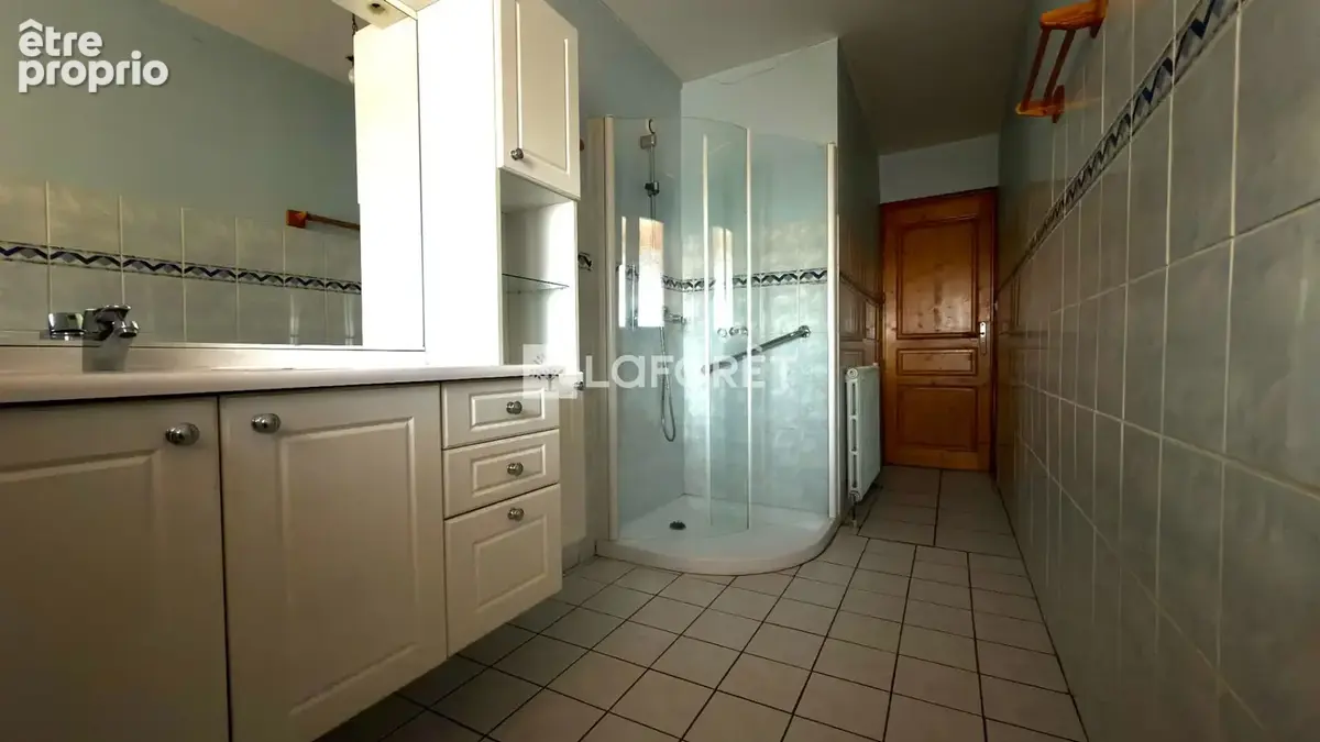 À vendre , maison à rénover au c?ur du village de pussy , la léchère 4 pièces - photo 11