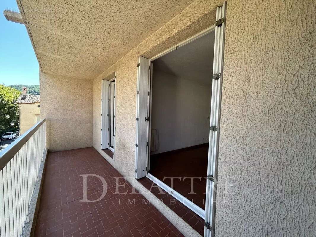 Appartement à LE BAR-SUR-LOUP