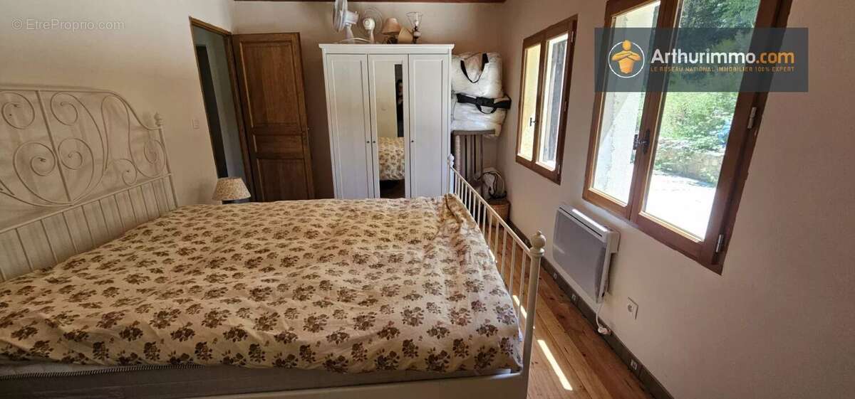 Maison à MONTFERRIER