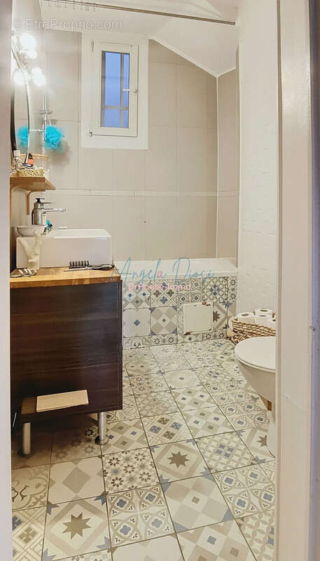 Appartement à PARIS-11E