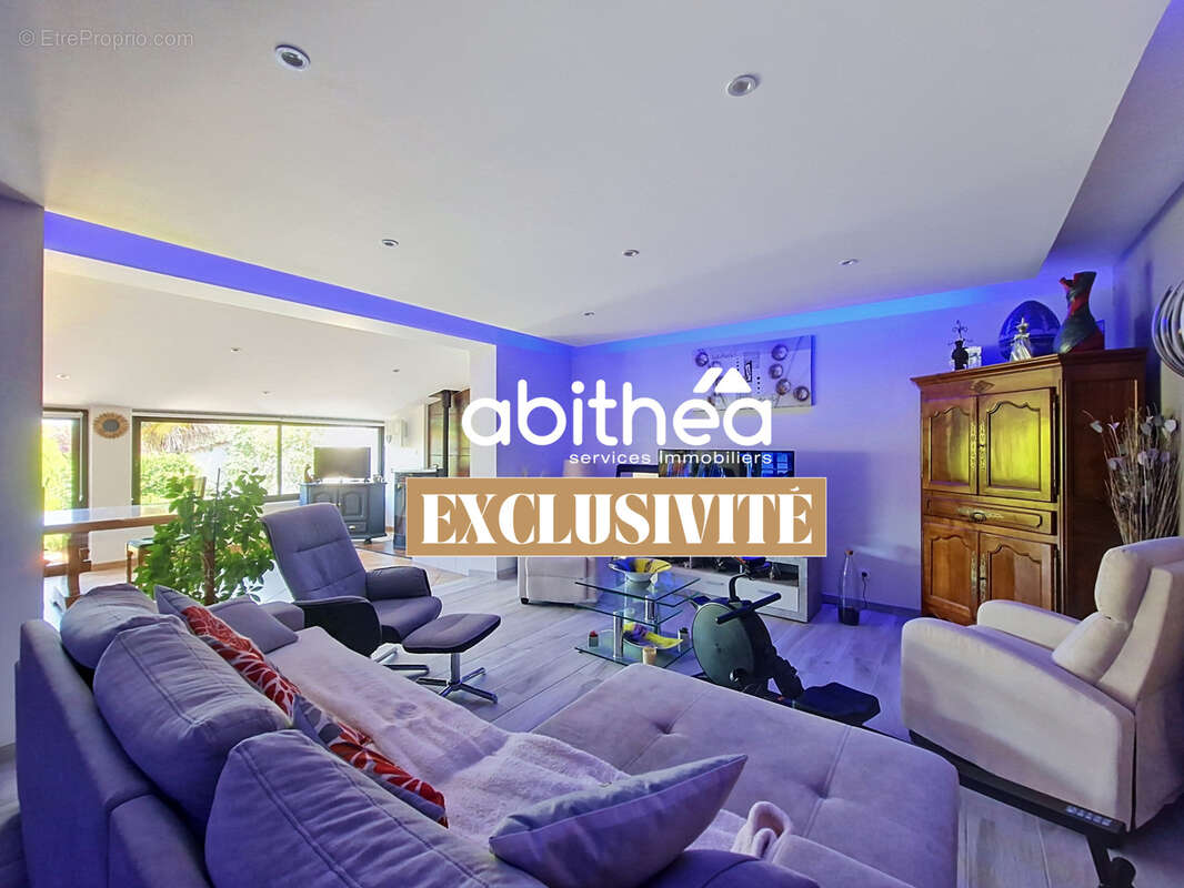Exclusivité  Maison Charentaise  197m2 hab  5 chambres dont 1 suite  Garage  Dépendance  1350 m2 terrain - photo 5