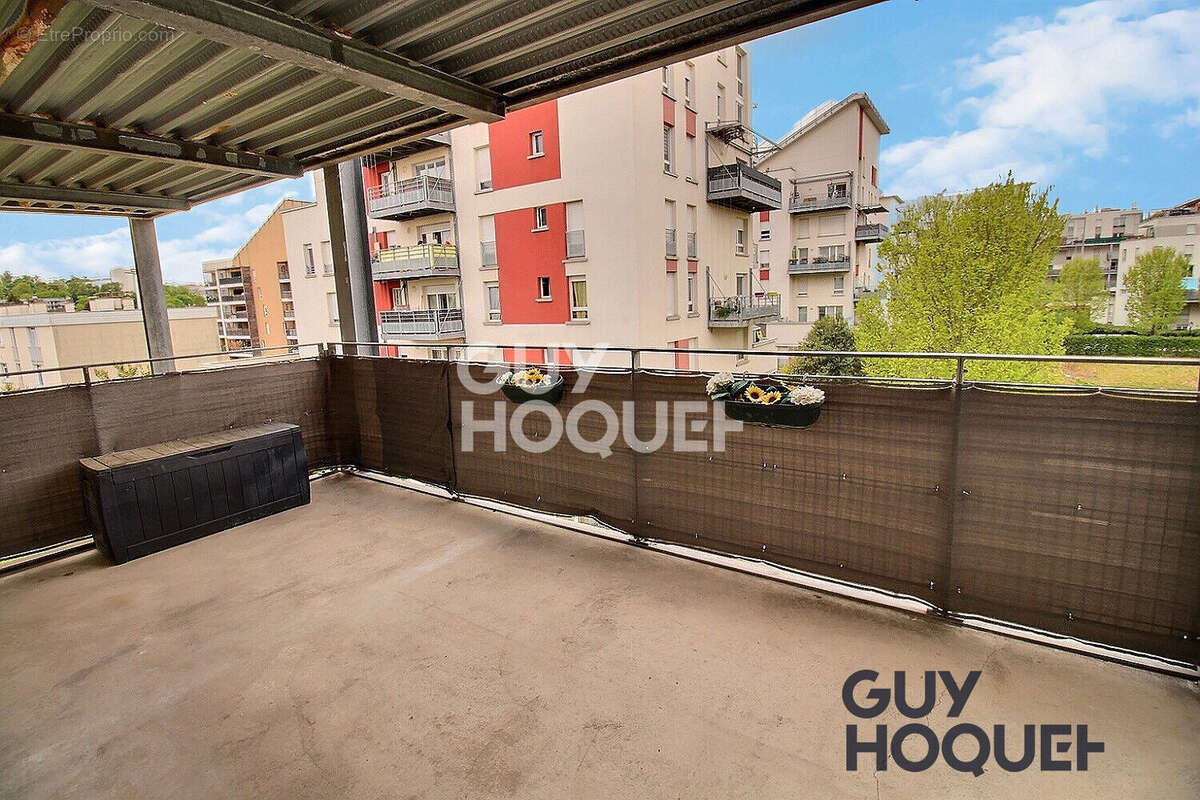 Appartement à LIMEIL-BREVANNES