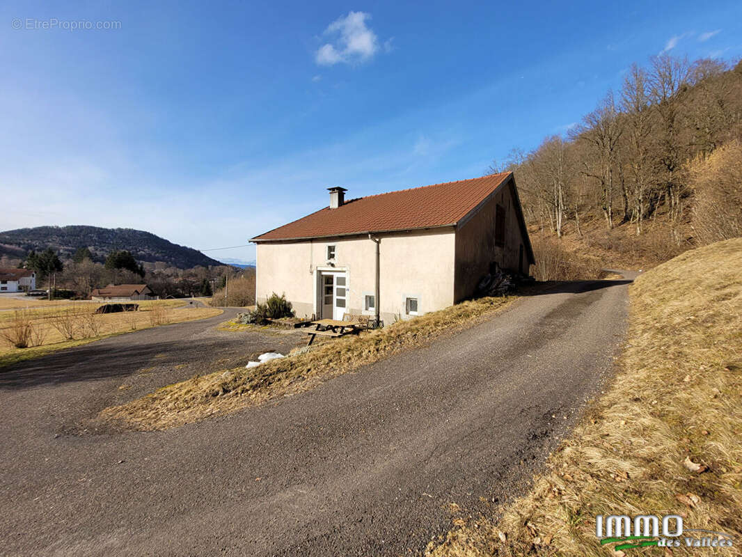 Ferme avec terrain de 6200 m² - photo 14