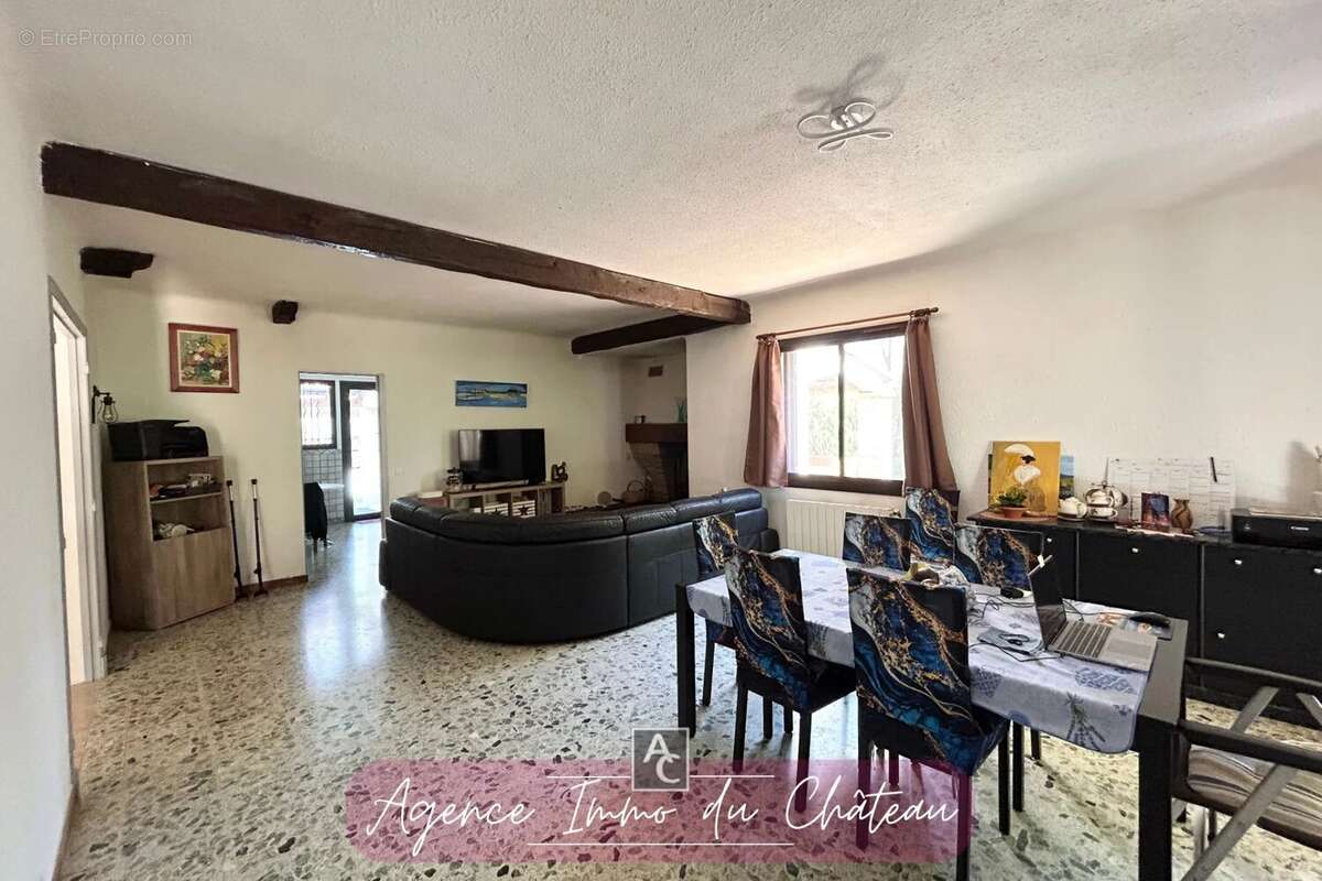 Maison à CAMPS-LA-SOURCE