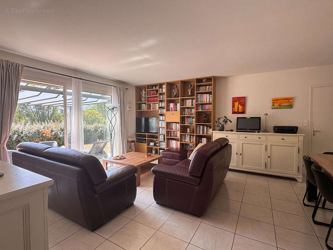 La Baule -Bas Guézy  Maison familiale avec garage sur parcelle de 931 m² - photo 3