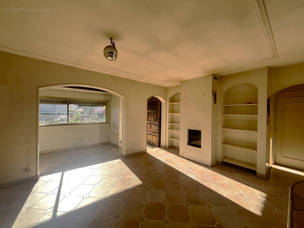 Maison à CAGNES-SUR-MER