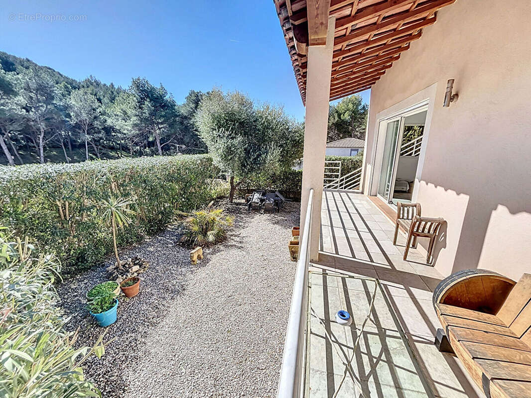 Maison 142 m² à Sanary-Sur-Mer  - photo 9
