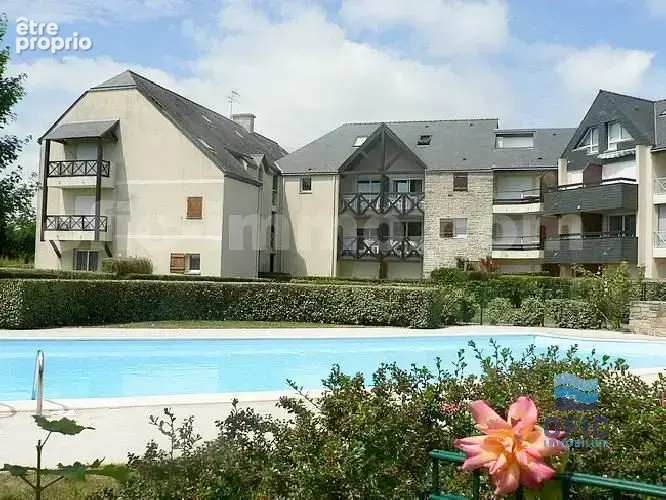 Appartement à ARZON