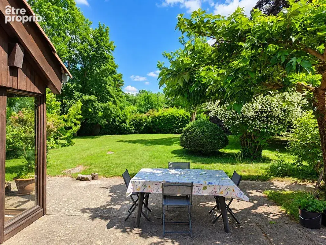 Maison familiale 173 m² ? 5 chambres ? Terrain de 3 105 m² ? Double garage - photo 7