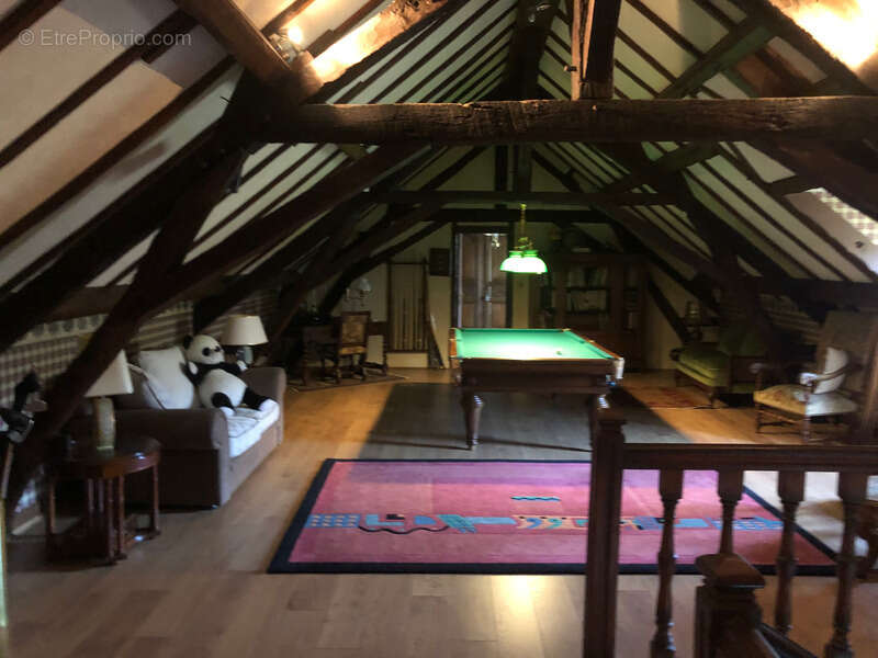 Maison à MONTLUCON