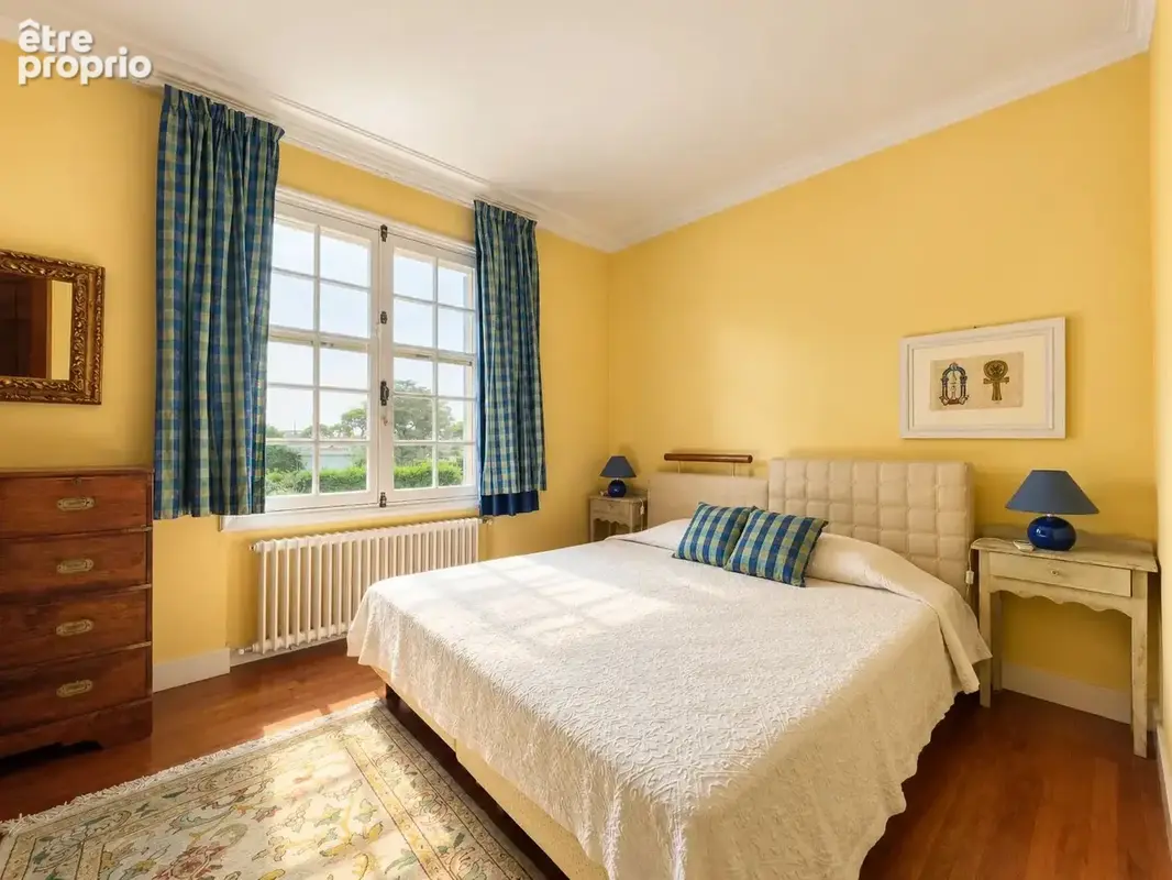 Spacieuse villa avec jardin plat et piscine - photo 10