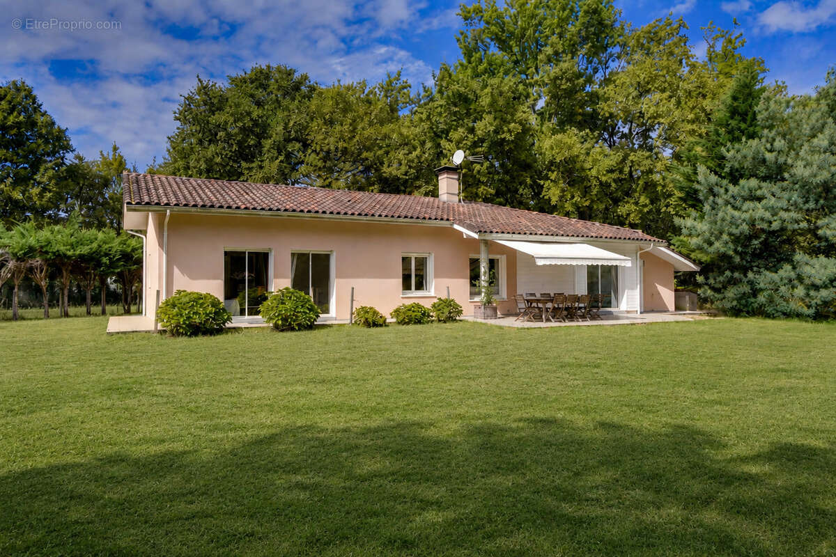 Maison à SANGUINET