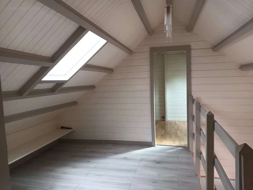 Terrain à MONTFERMEIL