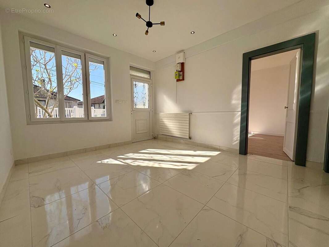 Photo 2 - Maison à LAON