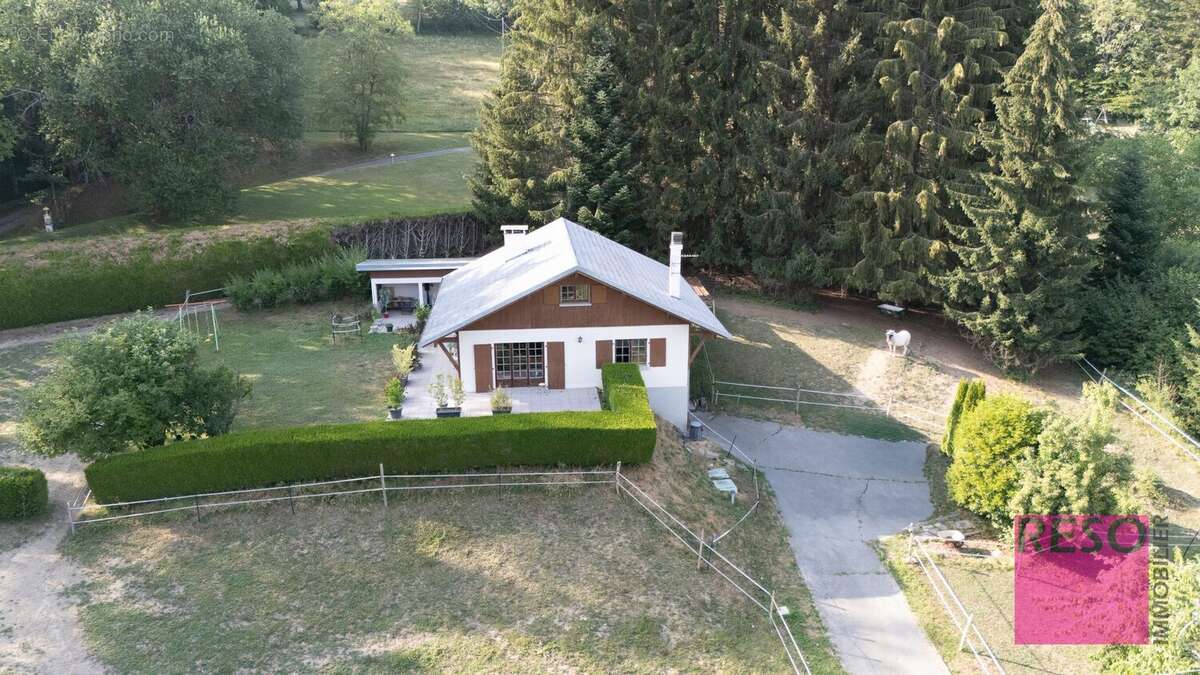 Maison 110 m² à Boege  - photo 3