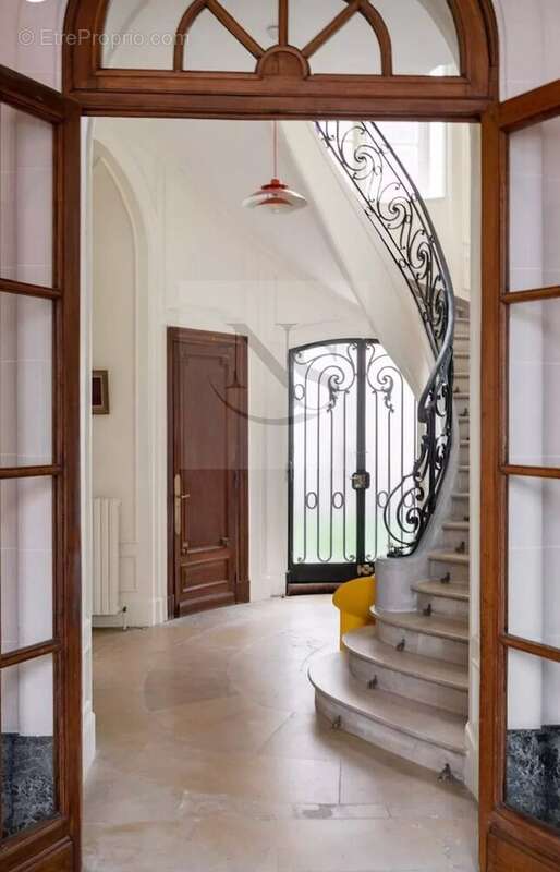 Hôtel particulier d’exception – À deux pas du centre-ville et de la gare TGV (Arras–Paris en 45 min) - photo 13