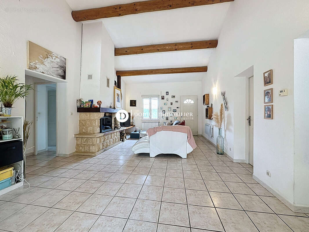 Maison à SAINT-SATURNIN-LES-AVIGNON