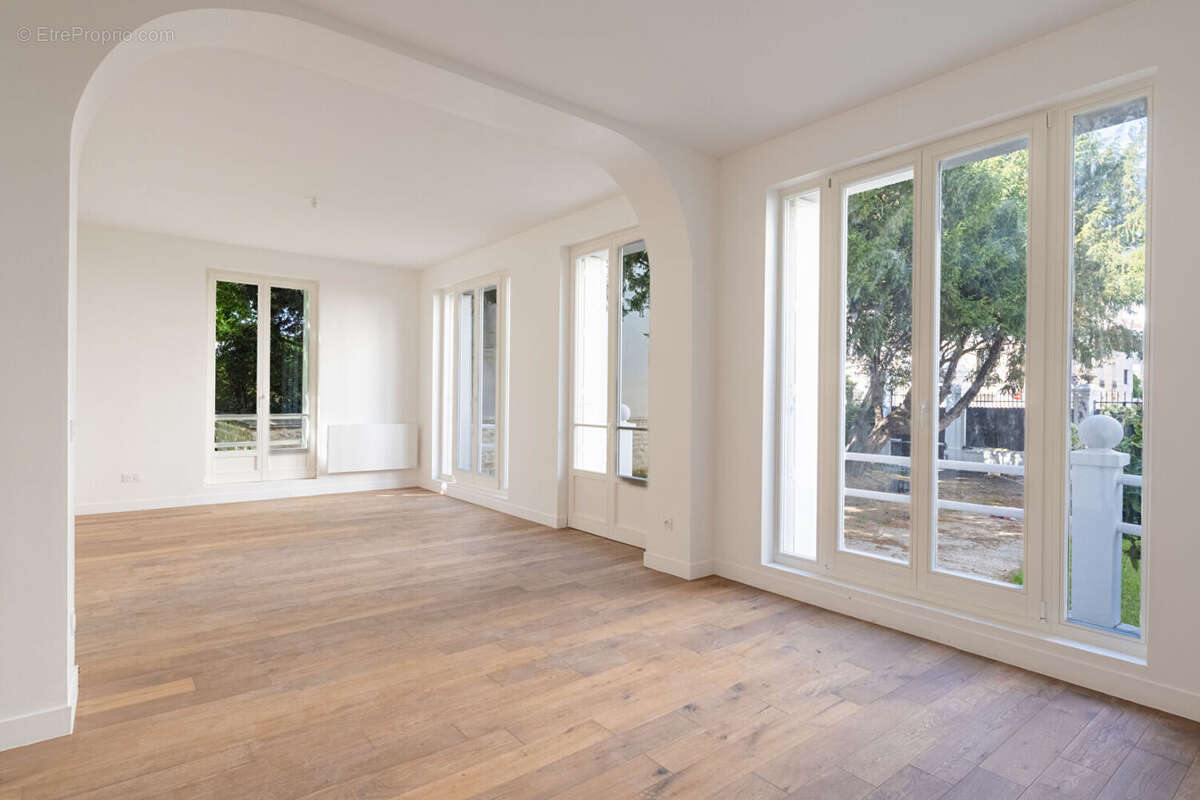 Maison à ASNIERES-SUR-SEINE