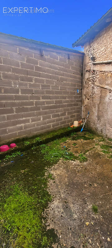 Maison à TOCANE-SAINT-APRE