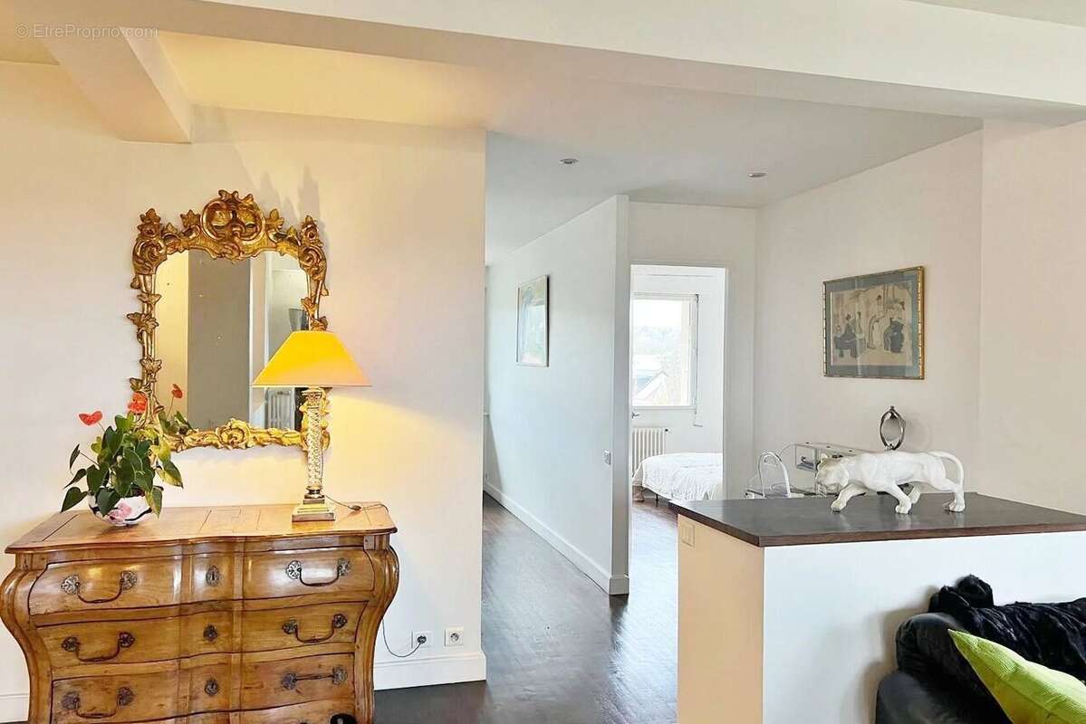 Appartement à SAINT-MAUR-DES-FOSSES