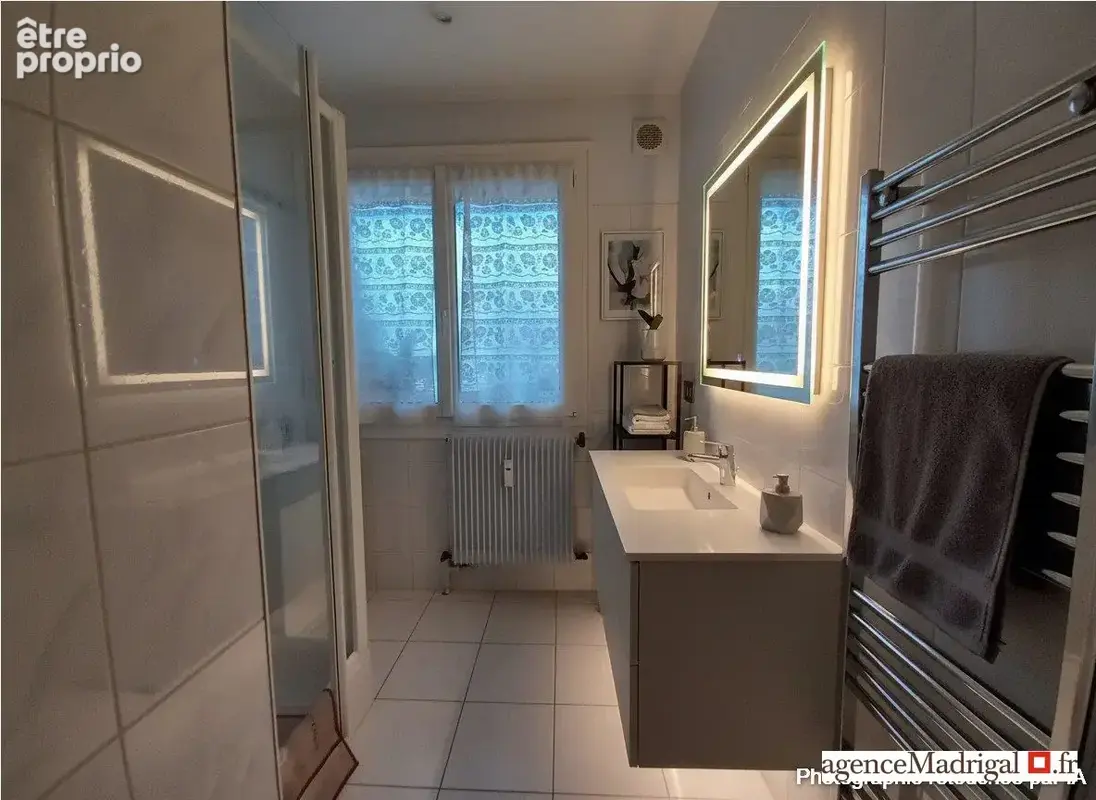 Appartement 4 pièces 72 m² à vendre à Voiron (38500) - photo 9