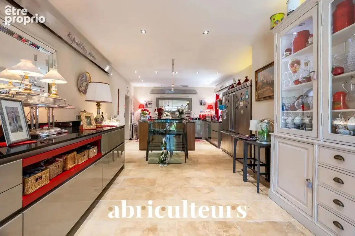 Maison de prestige 395m² dans ancien relais de chasse des Jardins d'Albertas en vente à Bouc-Bel-Air(13320) - photo 7