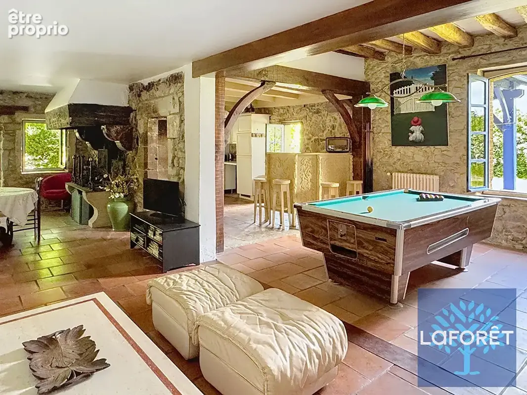 Propriété d'exception - 5,7 ha - Etang et Forêt - 483 m² - 10 chambres  - Piscine - photo 9