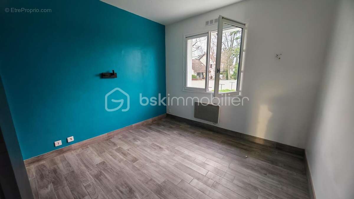 Maison à VARENNES-VAUZELLES