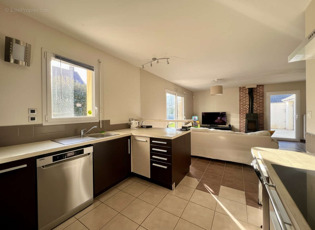 Maison à SOMMERVIEU