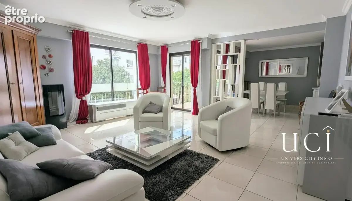 Appartement 4 pièces 96 m² à vendre à Nantes (44000) - photo 2