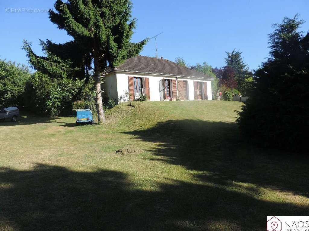 Maison à FERRIERES-EN-GATINAIS