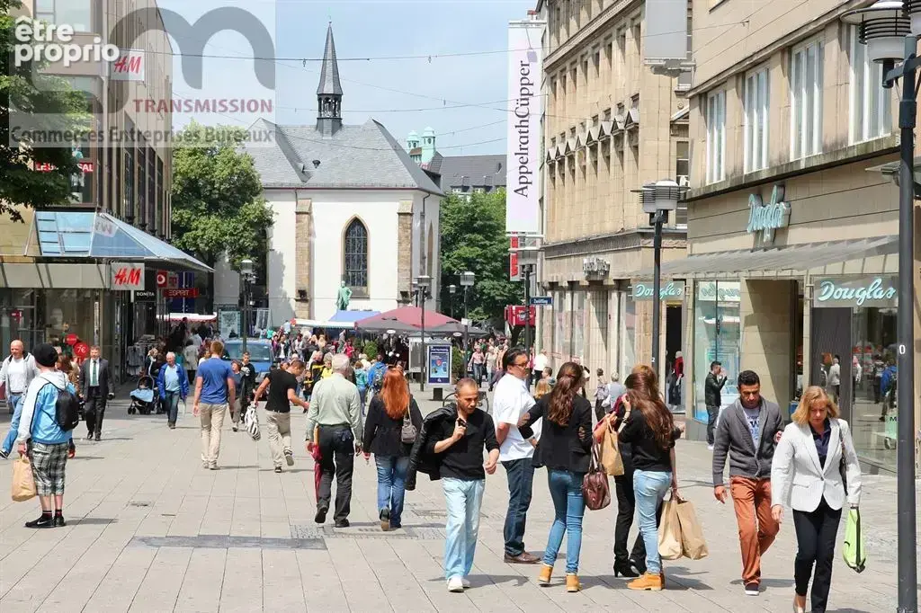 Commerce 70 m² à vendre à Paris-9e (75009) - photo 4