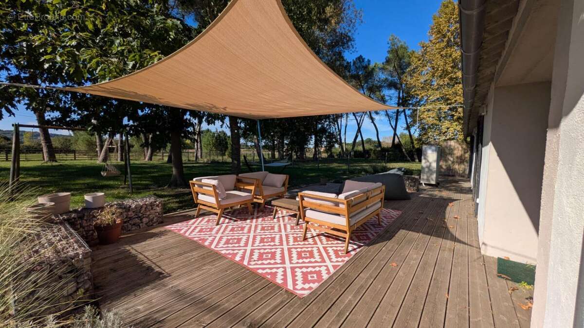 Maison à CASTELJALOUX