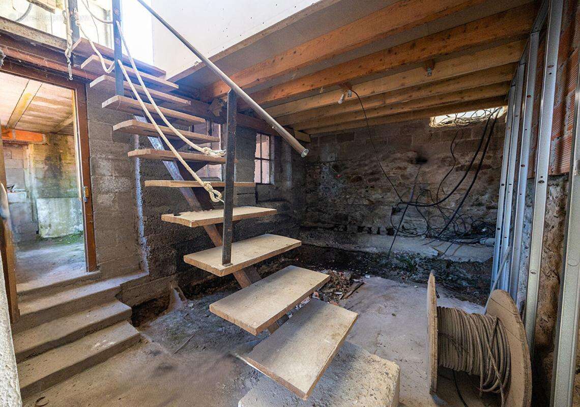 Maison à VIOLAY