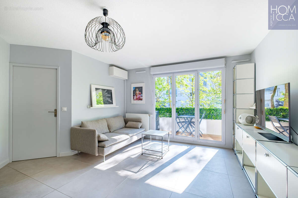 Appartement à TASSIN-LA-DEMI-LUNE