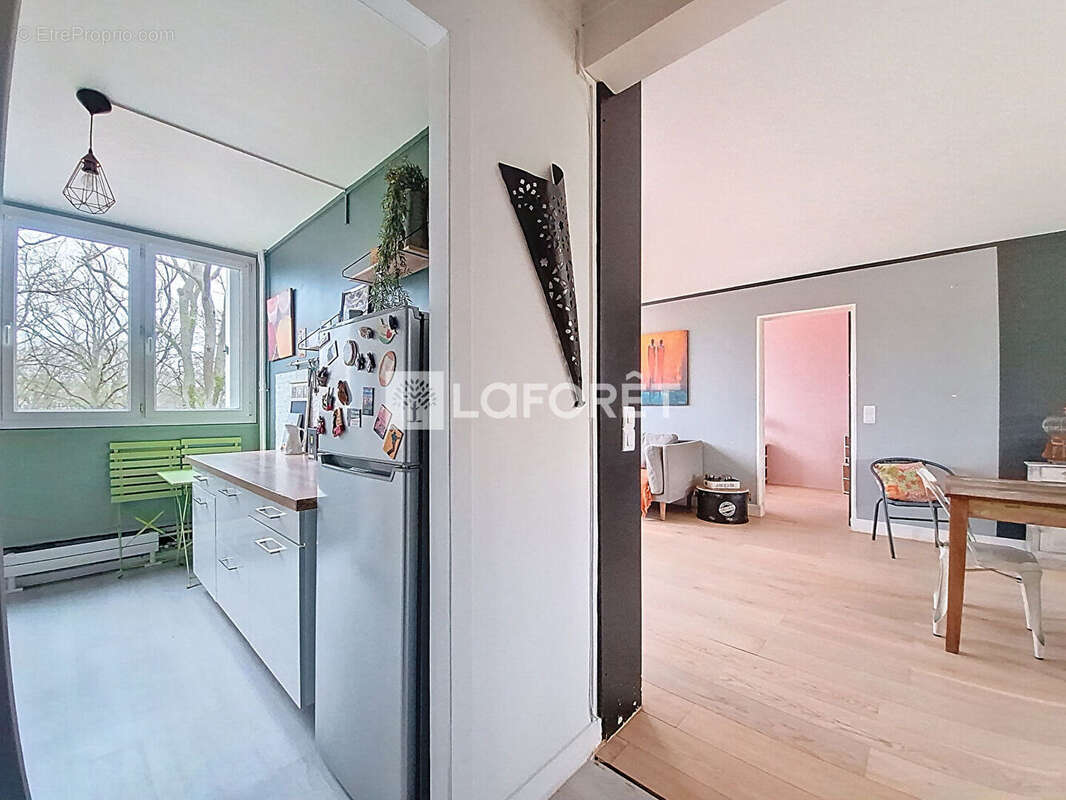 Appartement à VERNEUIL-SUR-SEINE