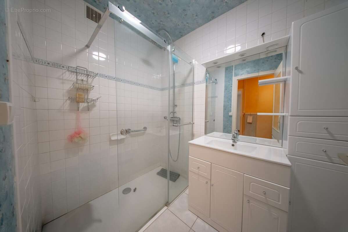 Maison 88 m² à Blanzat  - photo 9