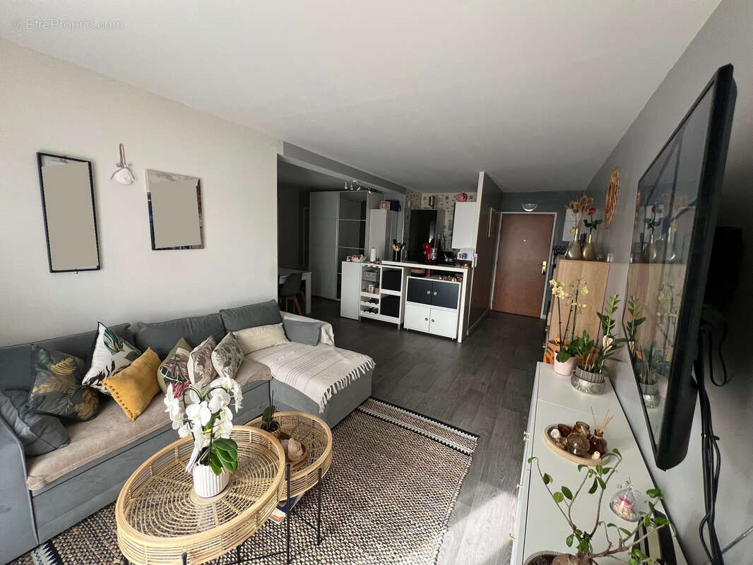 Appartement à PONTAULT-COMBAULT