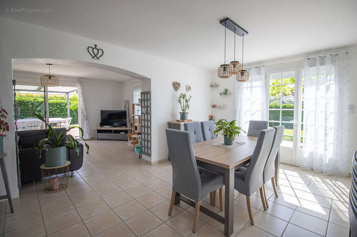 Maison à SAINT-GERVAIS