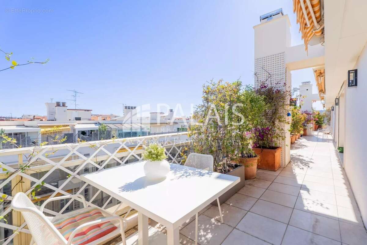 Appartement à NICE