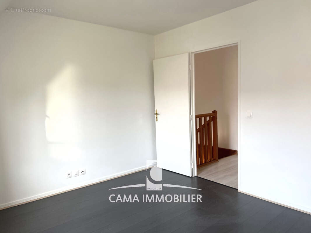 Appartement à CHATEAUFORT