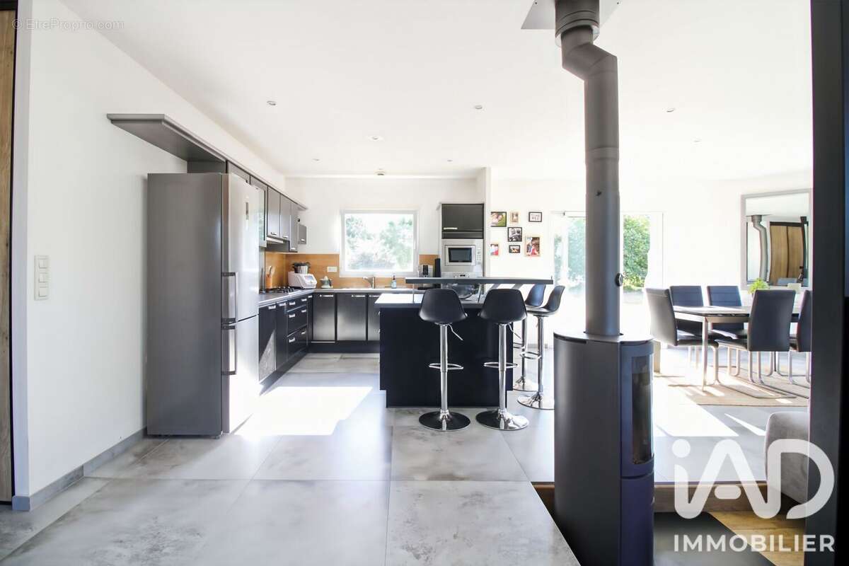 Maison 143 m² à Andel  - photo 8