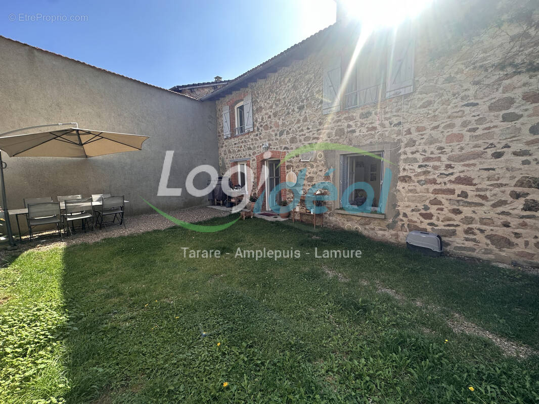 Maison de village avec terrain - photo 2