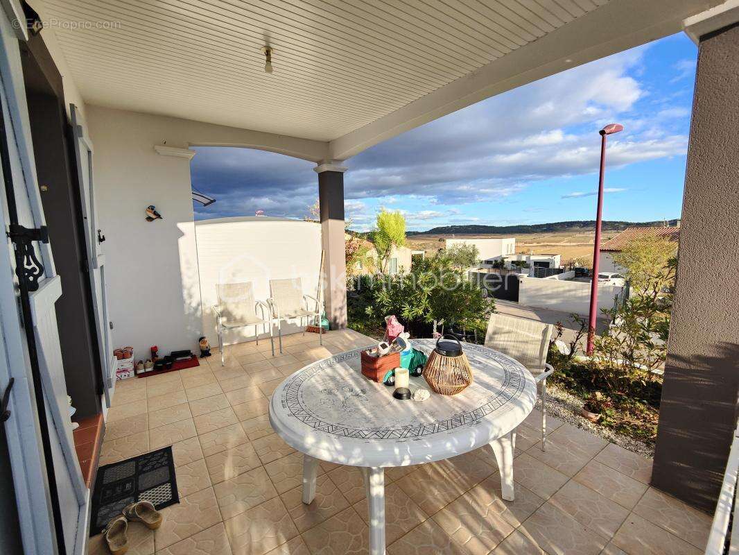 Maison à MONTREDON-DES-CORBIERES