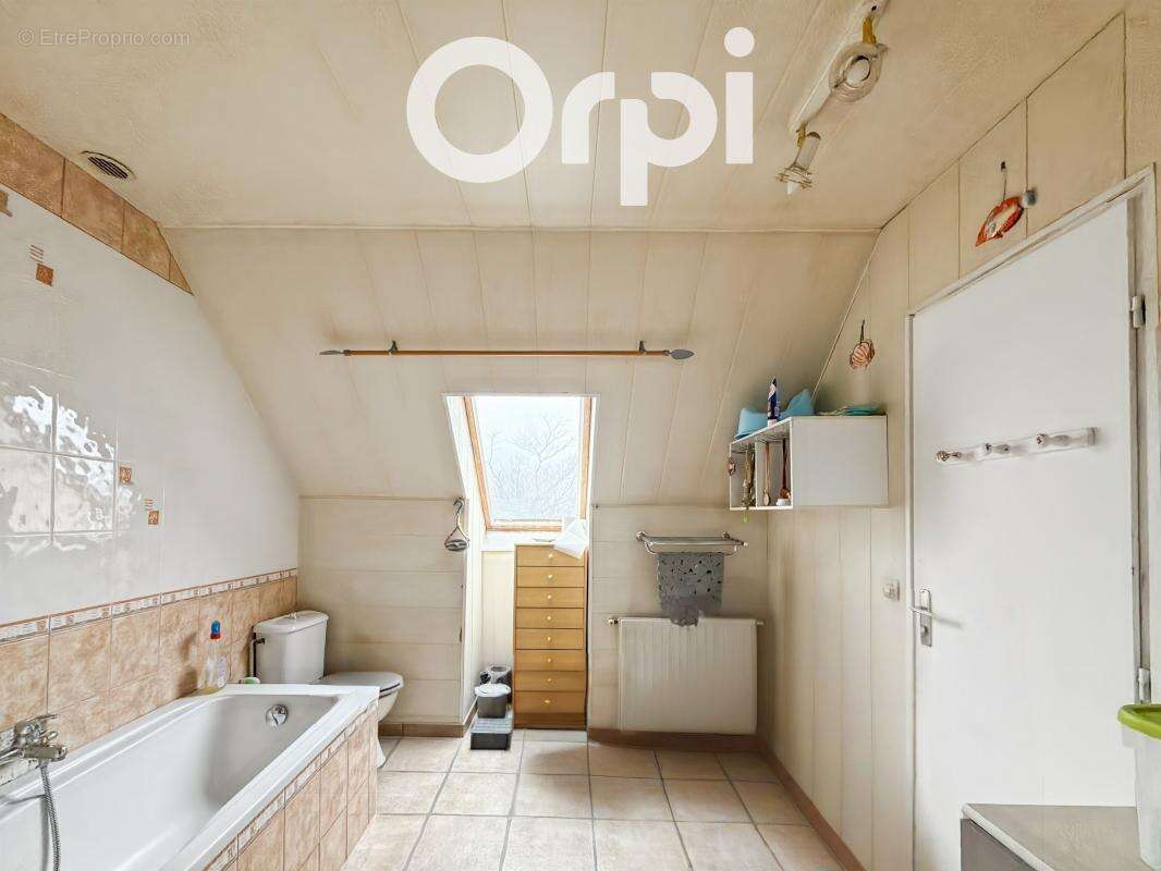 Maison à FRANCIERES