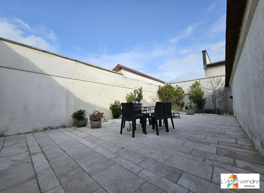 Maison à COMPIEGNE