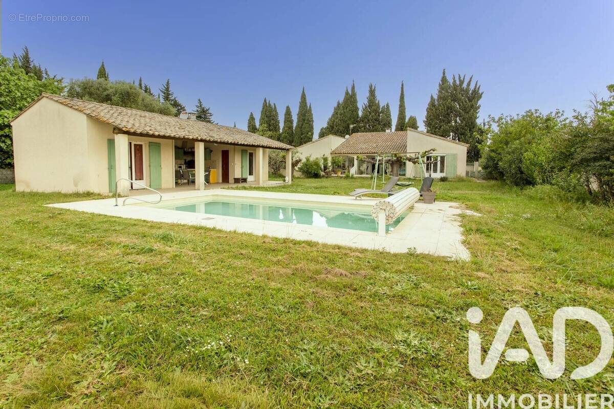 Photo 1 - Maison à FONTVIEILLE